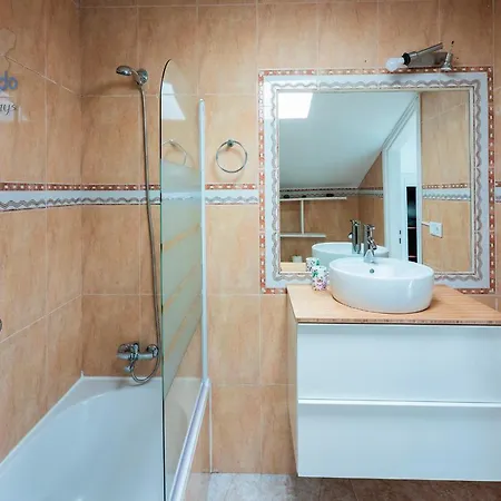 Sunny - Duplex 2beds 2 Baths * コスタ・テギセ