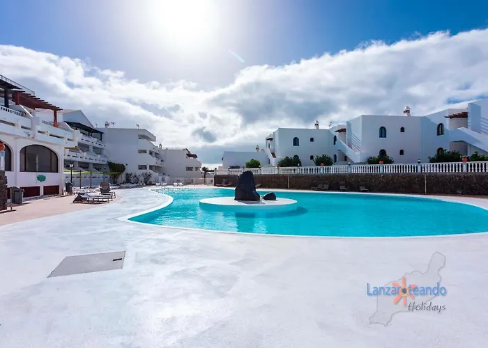 Sunny - Duplex 2beds 2 Baths