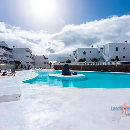 Sunny - Duplex 2beds 2 Baths